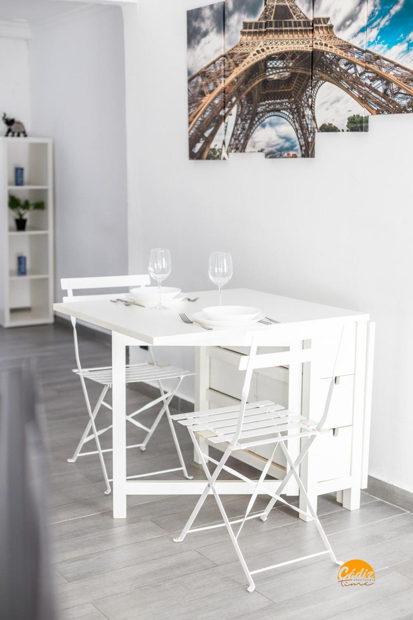 Modern Haven Loft By Cadiz Time Leilighet Eksteriør bilde